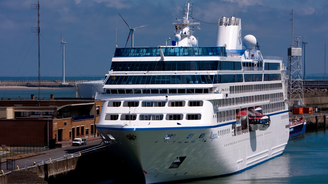 MS Regatta of Oceania Cruises docked