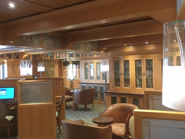 MS Costa Mediterranea Internet-Cafe and library