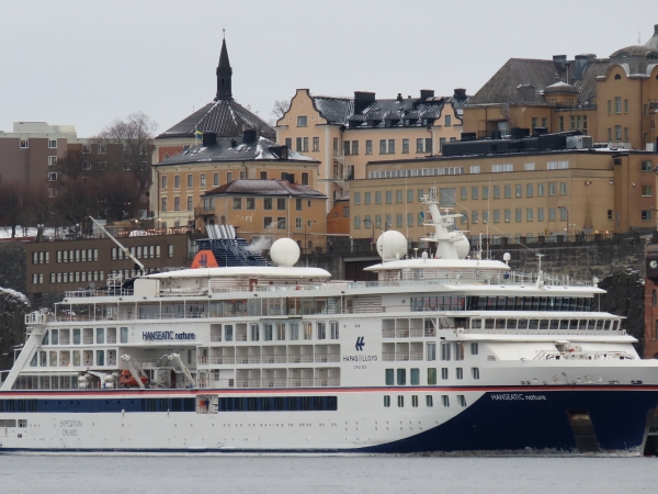 MS Hanseatic nature of Hapag Lloyd Cruises