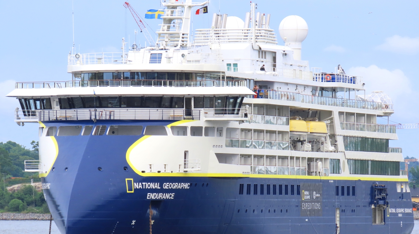 MS National Geographic Endurance of Linblad Expeditions