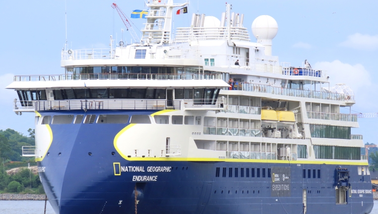 MS National Geographic Endurance of Linblad Expeditions