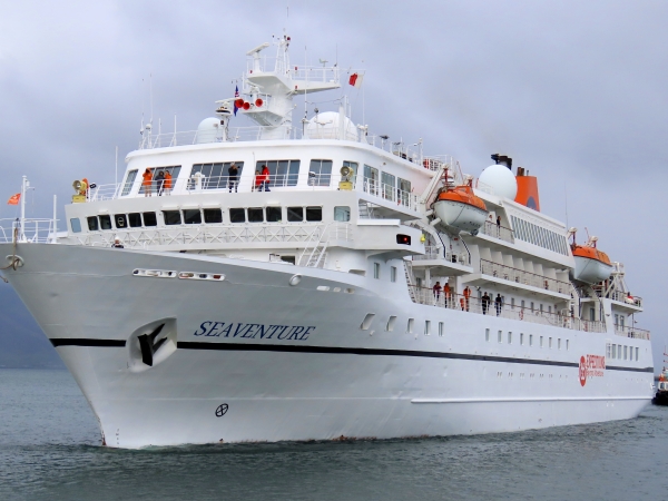 MS Seaventure of 66 Degrees Expeditions
