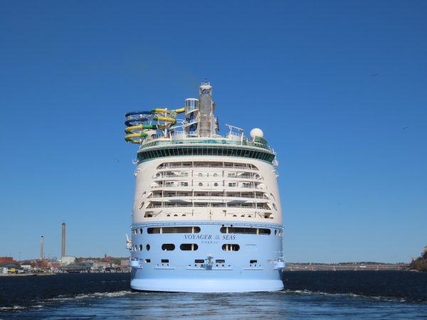 Stern view: MS Voyager of the Seas