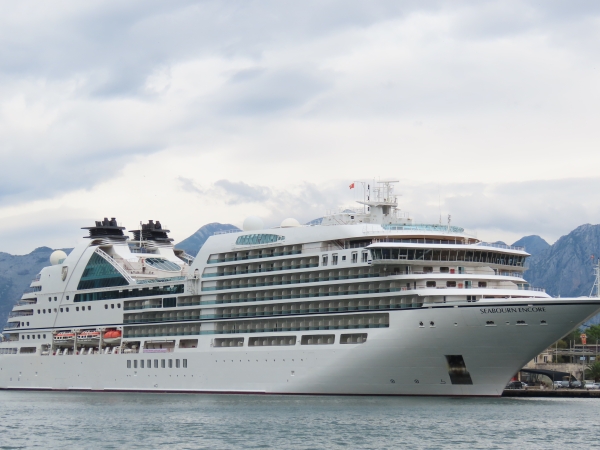 MS Seabourn Encore of Seabourn Cruise Line