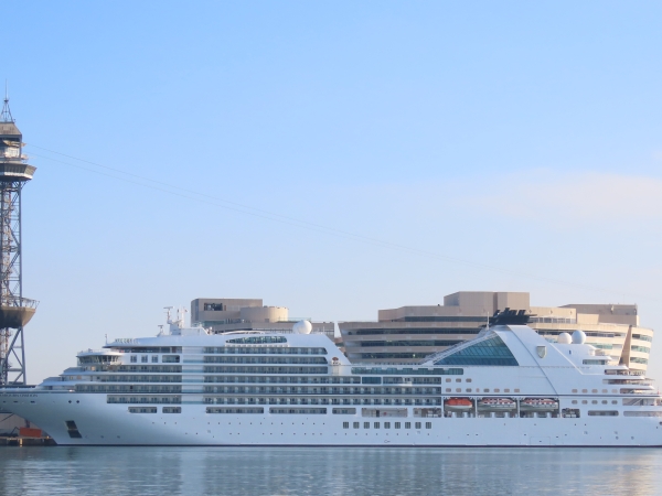 MS Seabourn Ovation of Seabourn Cruise Line