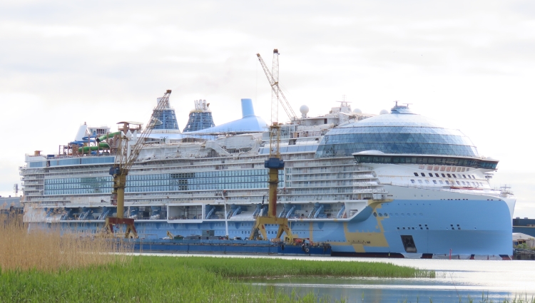 MS Icon of the Seas of Royal Caribbean Cruises under construction
