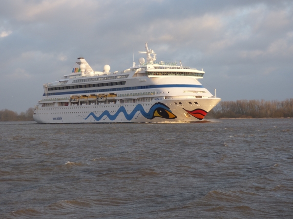 MS AIDAvita departs for her next turn