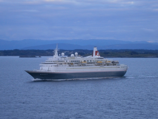 MS Boudicca sail away from Norway