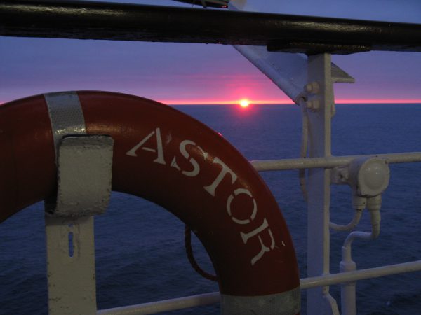 MS Astor Rettungsring