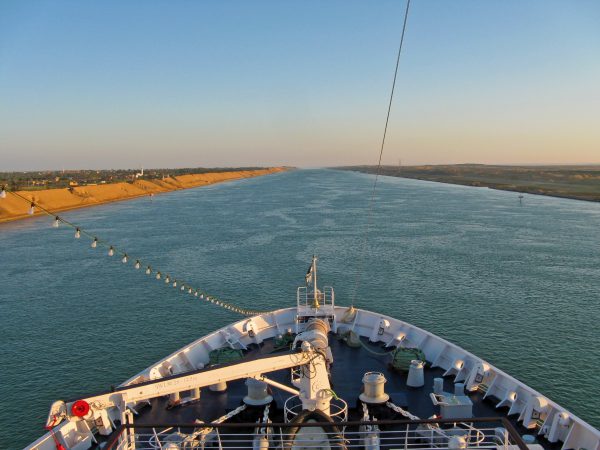 Suez-Kanal-Passage von MS Astor 