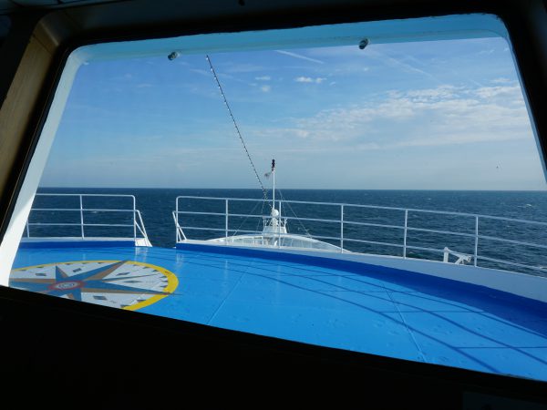 Brückenausblick of MS Ocean Majesty