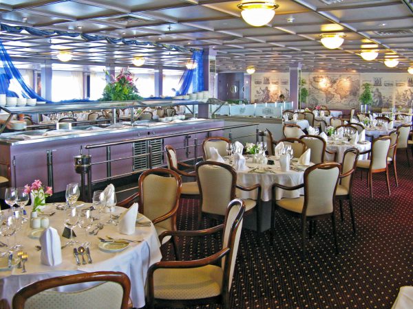 Waldorf Restaurant MS Astor