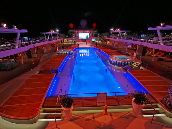 TUI Cruises Mein Schiff 2 25m-Pool