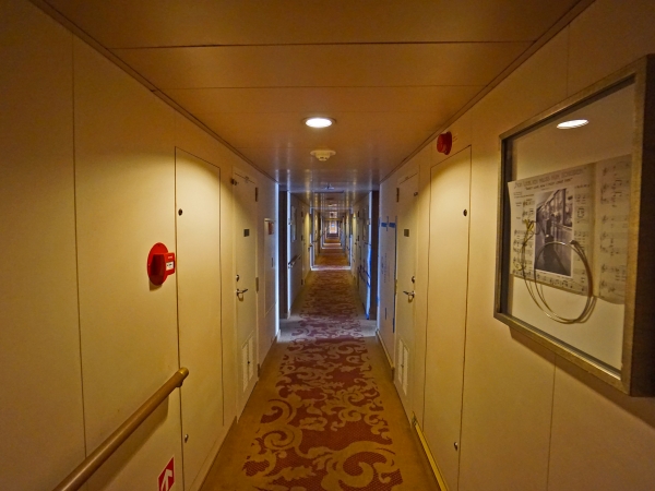 MS Amadea Corridor Jupiter-Deck
