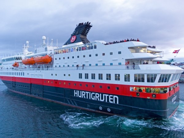 MS Nordkapp of Hurtigruten entering port