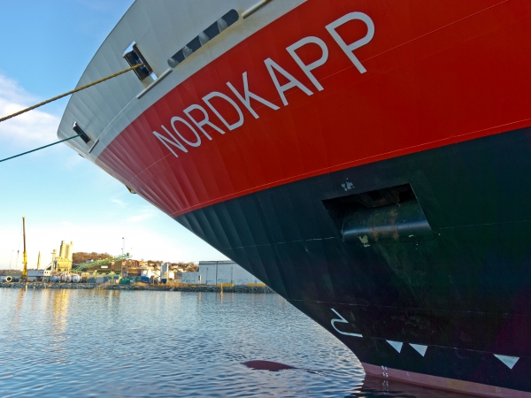Hurtigruten MS Nordkapp bow