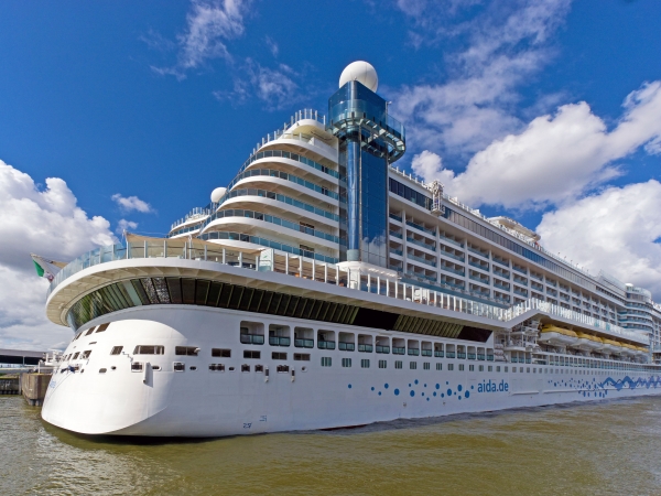 MS AIDAperla @ Hamburg Steinwerder Cruise-Terminal