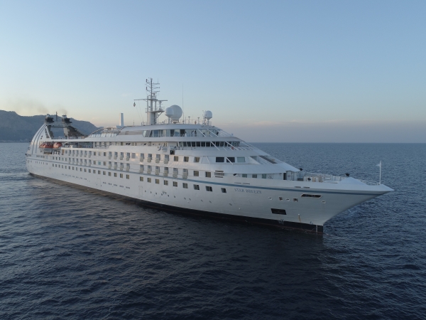 The renovated and lengthend MS Star Breeze