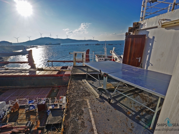 Sonnen-Deck: Sport-equipment remains next to the funnel of MS ASTOR