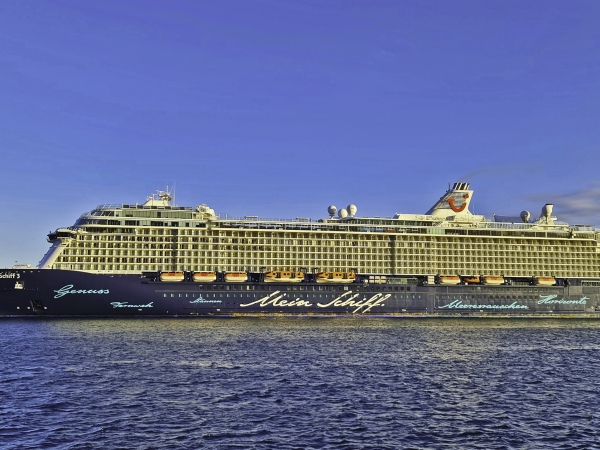 MS Mein Schiff 3 of TUI Cruises waiting for better days