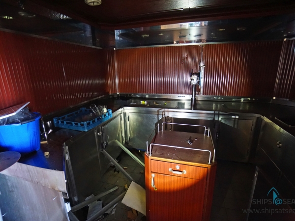MS ASTOR Promenaden Deck Captain´s Club inside the Bar