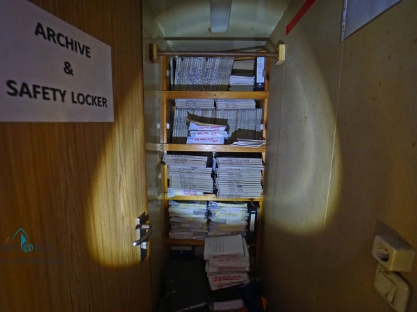 MS ASTOR D-Deck Crew-Area Archive with Bridge-Logbooks 