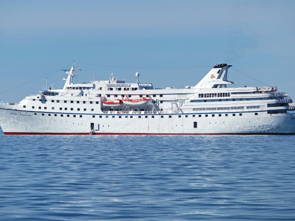MS Ocean Majesty of Hansa Touristik at anchor