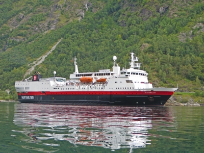 MS Vesteralen of Hurtigruten at sunny Geiranger