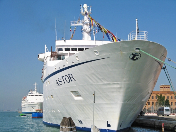 MS Astor´s bow