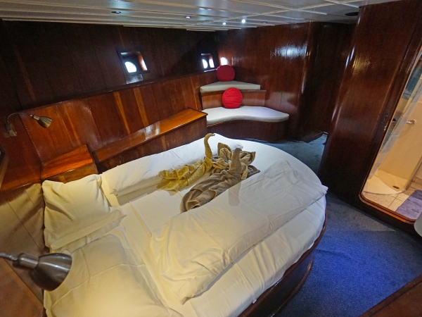 SY Sea Star Cabin 9
