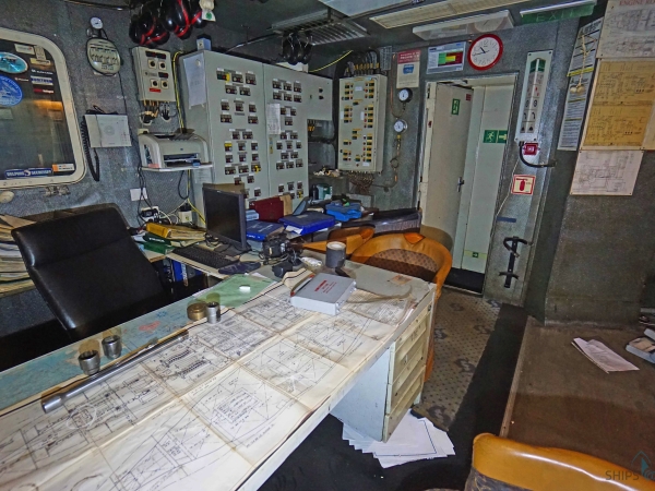 MS Delphin Enginer Controlroom