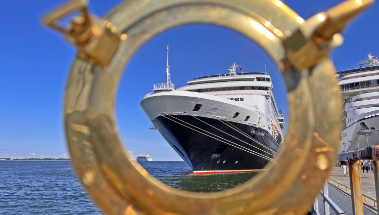 MS Vasco da Gama nicko cruises