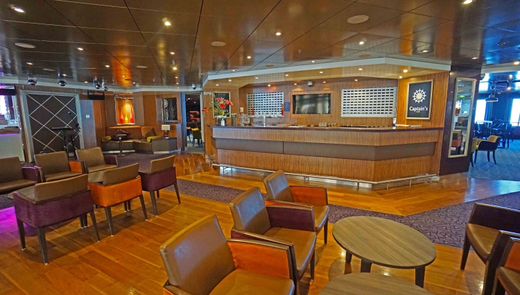 MS Vasco da Gama Capitäns Club Bar