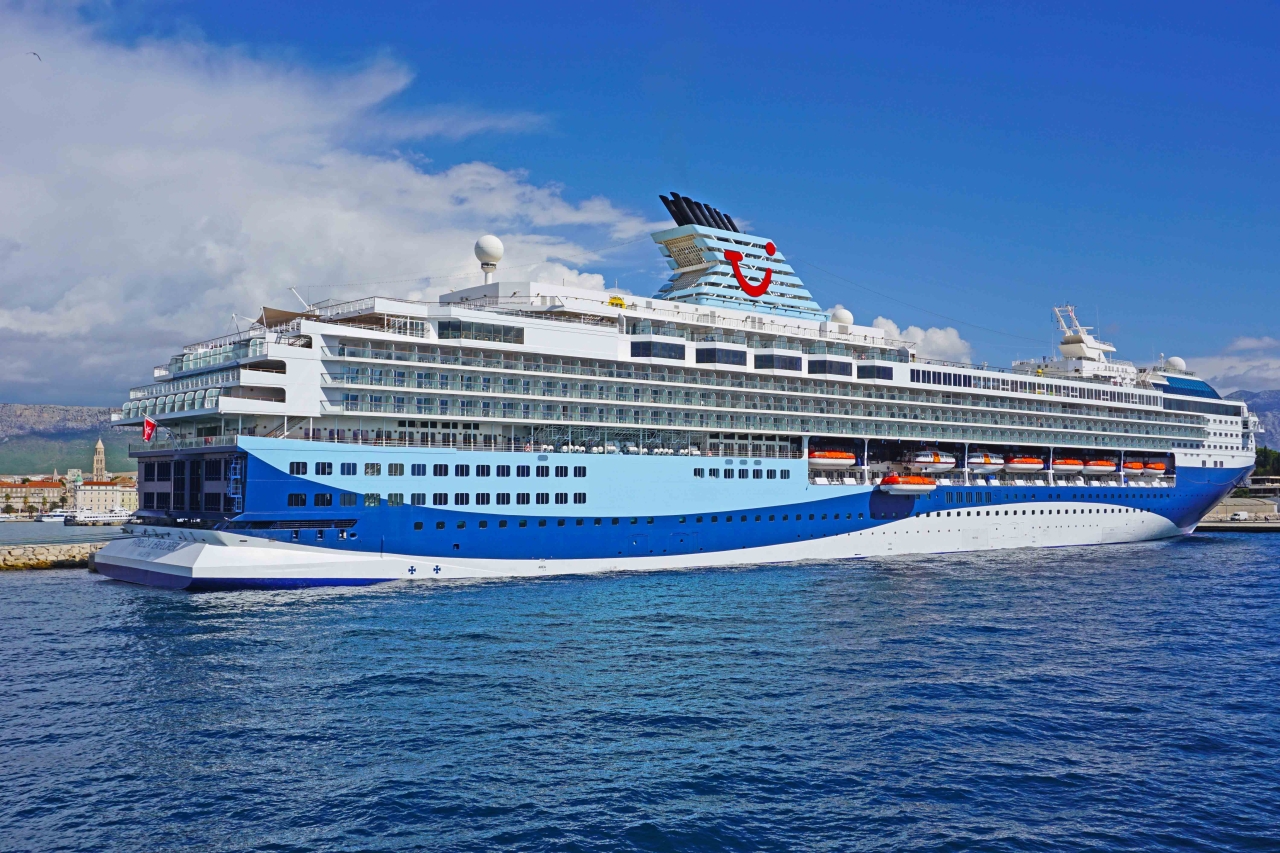 where is the cruise ship marella explorer