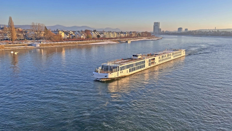 MS Viking Alsvin of Viking River Cruises transitting Bonn