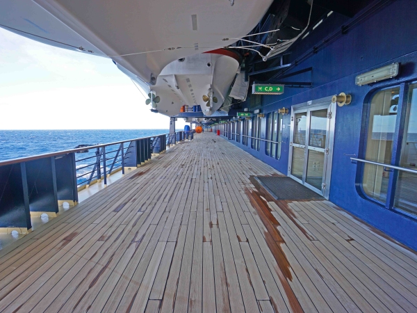 TUI Cruises Mein Schiff Herz Promenadendeck 