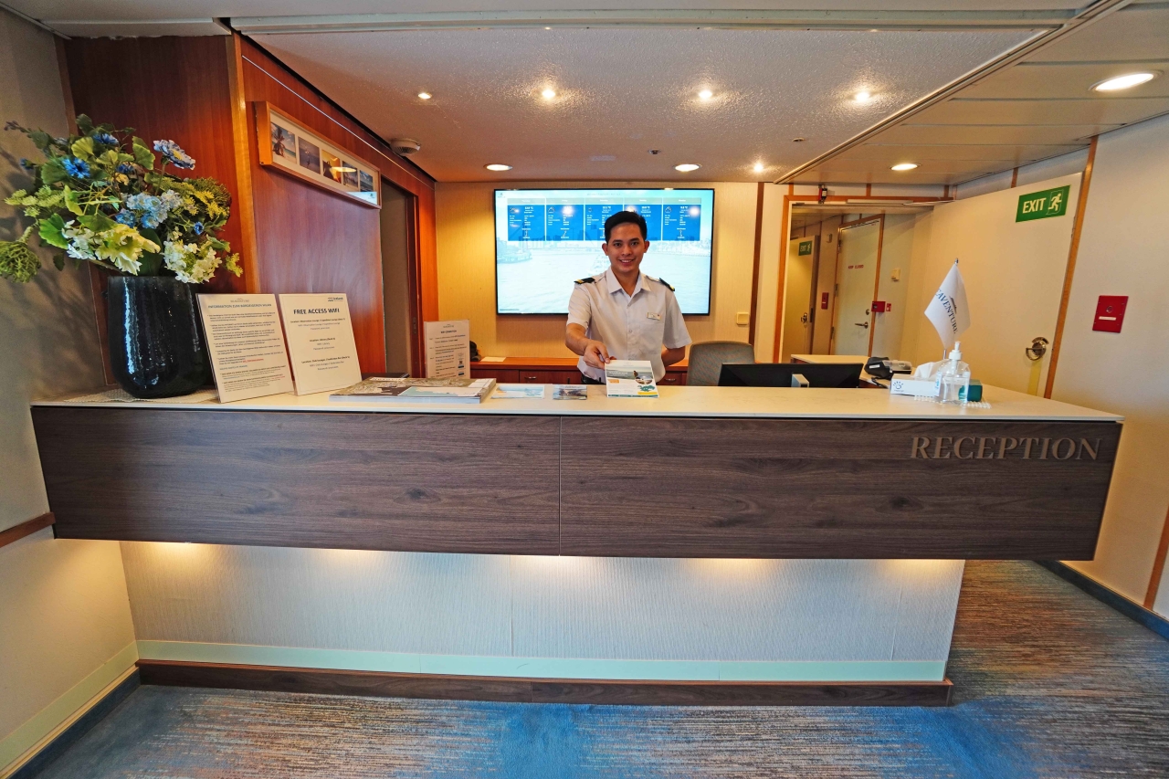MS Seaventure Seabreeze Reception of Iceland Pro Cruises