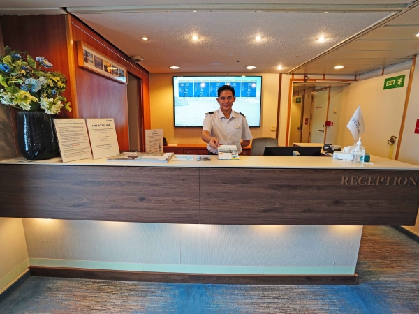 MS Seaventure Reception of Iceland Pro Cruises