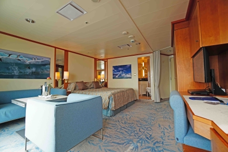 MS Seaventure Suite 702 of Iceland Pro Cruises