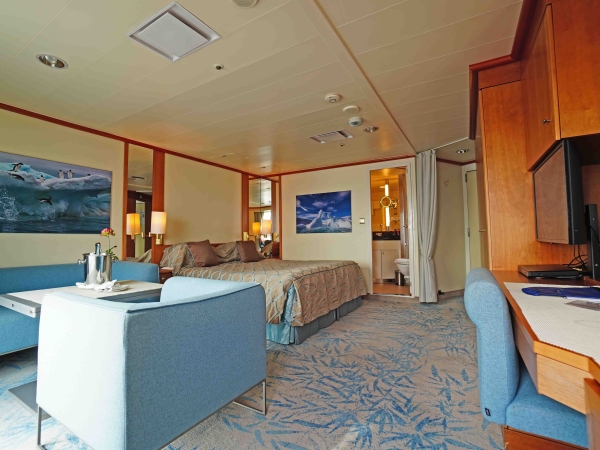 MS Seaventure Suite 702 of Iceland Pro Cruises 