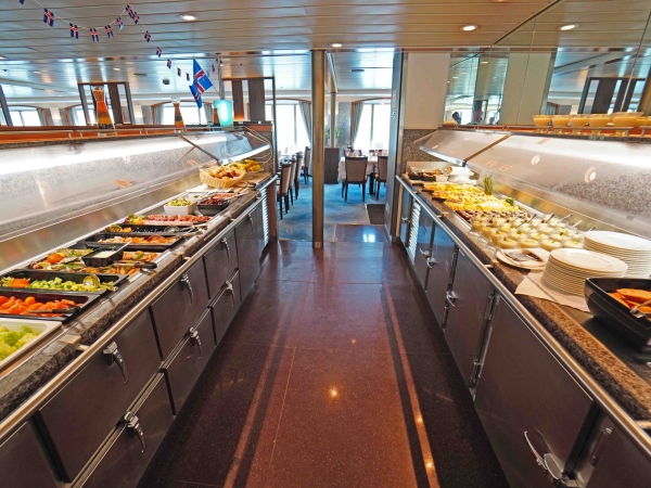 MS Seaventure Buffet of Iceland Pro Cruises 