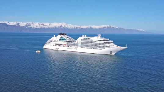 MS Seabourn Ovation of Seabourn Cruise Line