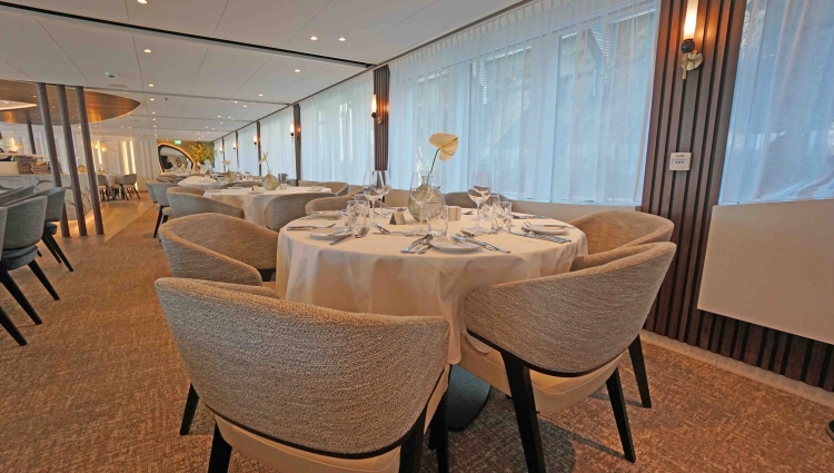 MS Amadeus Cara Restaurant of Amadeus Fluss-Kreuzfahrten