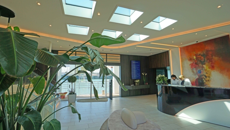 MS Amadeus Cara Lobby Atrium of Amadeus Fluss-Kreuzfahrten