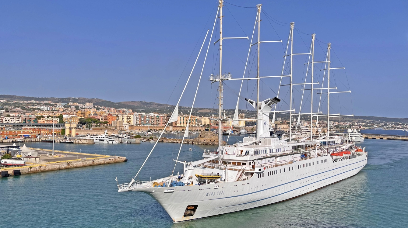 MS Wind Surf of Windstar Cruises