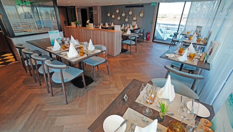 MS Annika Phoenix Reisen Lido Restaurant
