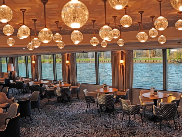 MS Annika Phoenix Reisen Panorma-Lounge