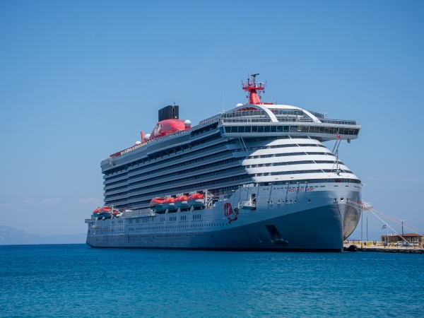 MS Resilient Lady of Virgin Voyages