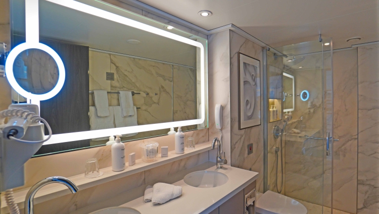 MS Riverside Debussy Suite 203 of Riverside Luxury Cruises