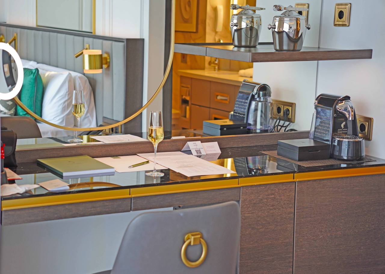 MS Riverside Debussy Suite 203 of Riverside Luxury Cruises